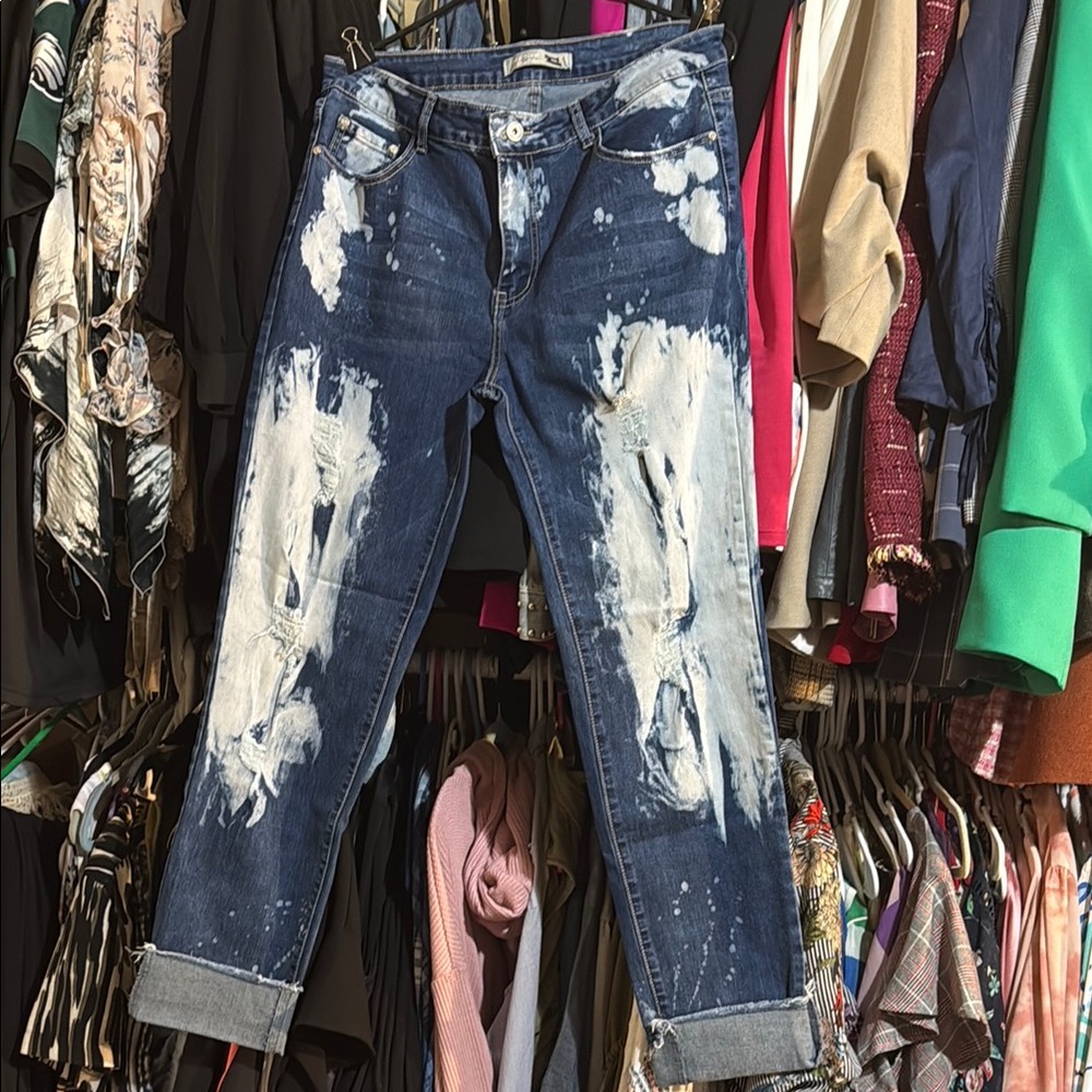 Distressed Blue Women's Ankle Jeans
